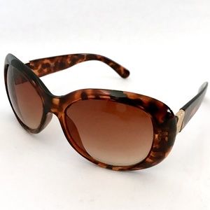 Iman Faux Tortoise Shell Pattern Frame Tinted Lenses